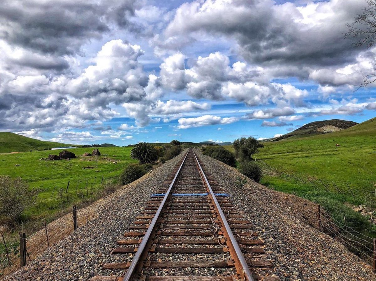 ShareSLO_'s tweet photo. Stay the course. Stay home. Stay safe. Tap link below for some of our favorite #SLOTogether stories from the past week. #ShareSLO
https://t.co/qL88kTclEj https://t.co/53Arksujwp