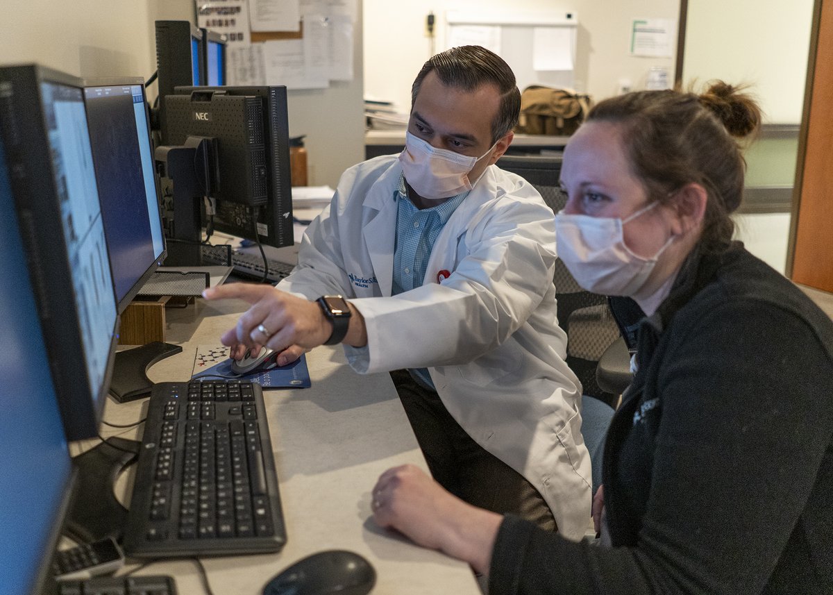 Meet Dr. Grossman and members of our radiology team. Everyday, these #HealthcareHeroes step up #ToTheFrontline to provide care to patients undergoing necessary treatment. They have courageously committed to provide comfort and support to patients above anything else.