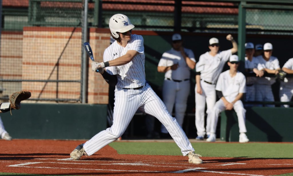 eli_breeden2's tweet image. Wow. I’m at a loss of words and am sick to my stomach. I’m gonna miss everything about Byron Baseball, it will forever have a special place in my heart❤️ I thank God for all the memories and friendships He has given me these past 4 years in Trophy Club, Texas💙 #7out