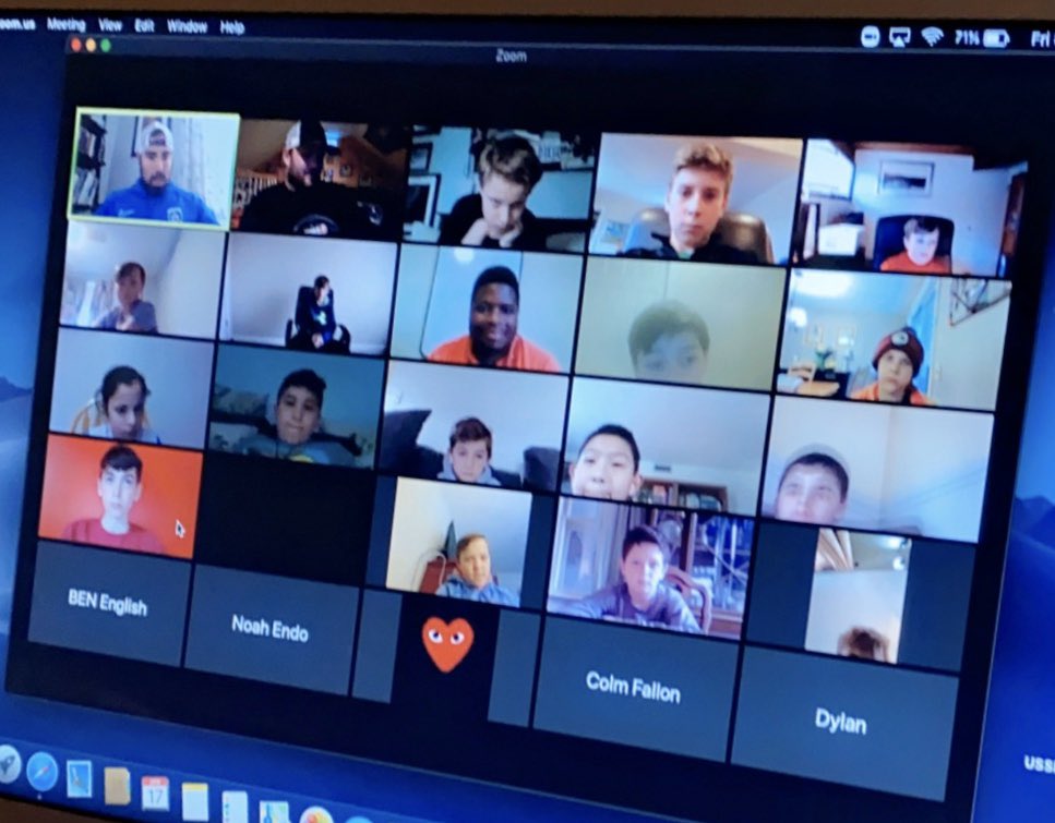 central_stars's tweet photo. Had the sincere pleasure of connecting with over 70 players, U7-U14, over 3 sessions!!! #AMAZING!!!

Topic: analyzing high performing athletes.
#Athlete: Steven Gerrard 

https://t.co/FNrUadb5K8 via @YouTube

#weAREdevelopment
#fcstars https://t.co/1uk4GYaJC9