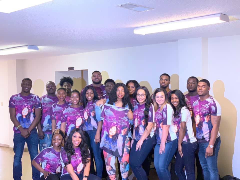 __PeachMango's tweet image. Been a year and some change, but it’ll always be Long Live Ty💜 🖕🏽Yo Killer #LLTY