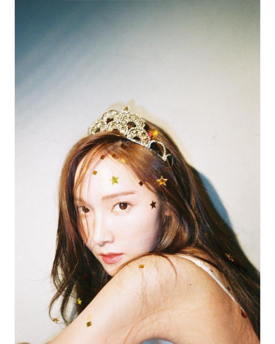 ___knn_ss's tweet photo. my J 💜⭐️ https://t.co/qSnu5WlBcd