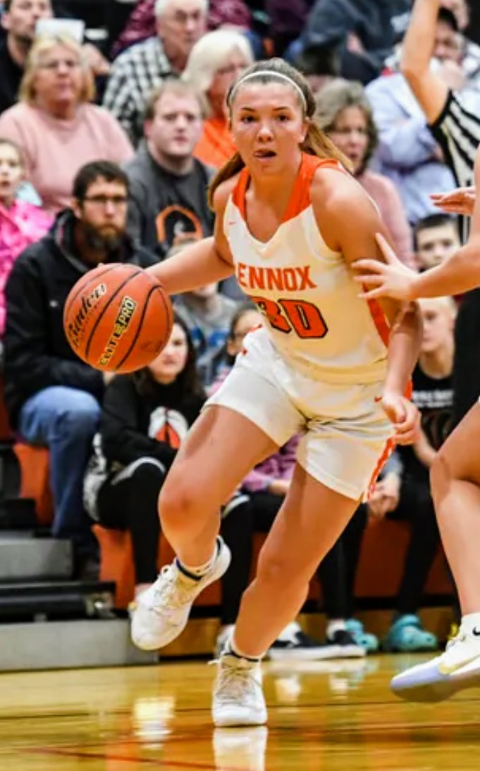 Bowers_Sam_'s tweet photo. Congrats on earning Academic All State as well as earning the LHS Athletic Top Bird Award! Way to get it done in the classroom as well as on the court!! Proud of you 3! @Gracie101b @RiannaFillipi @isabel_ihnen @LennoxGBB @LennoxJrSrHS @OrioleSports https://t.co/0qgYvKV3ma
