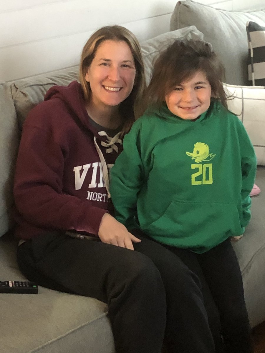 FreundAnnemarie's tweet photo. @WNBA draft party, can’t wait to get our @nyliberty tickets to watch @sabrina_i20 #basketballdreams #sabrinaionescu #nyliberty #risingstarsyouthfoundation https://t.co/9q3dNvStEe