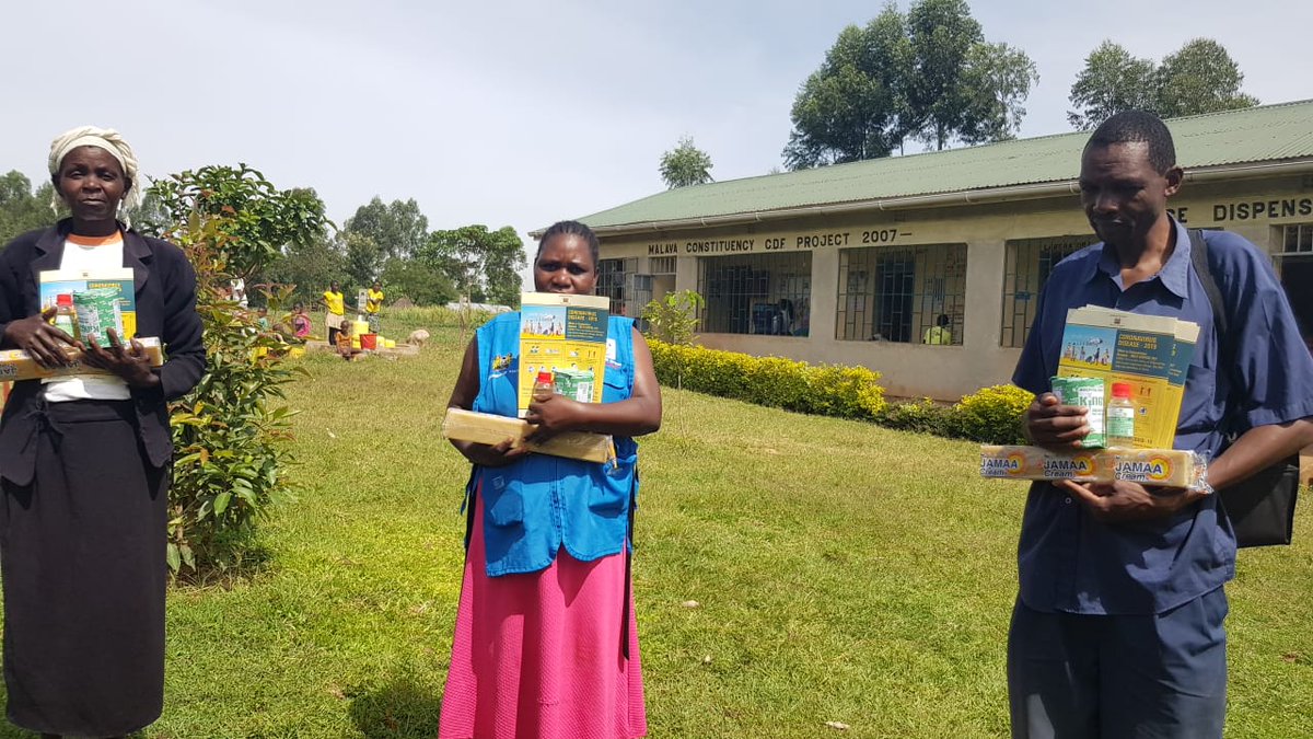 Living_Goods's tweet photo. Regular hand washing with soap and running water is key in preventing the spread of the coronavirus. In Kenya, we’re providing soap, spirit & cotton wool to almost 3,000 CHVs in 7 counties - along with accurate information to educate their communities. #CommunityHealthWorks https://t.co/df39whh60H