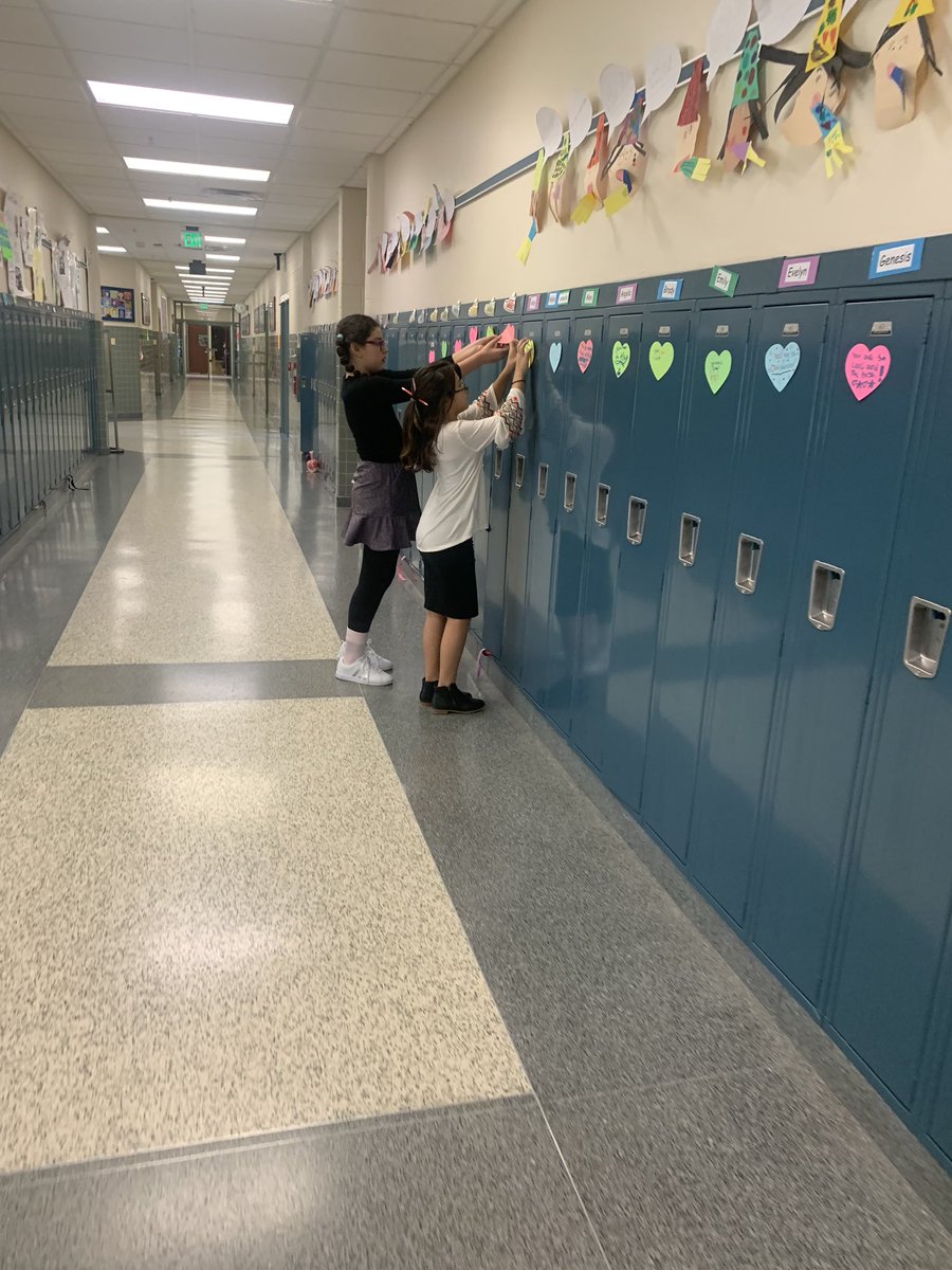 positive_arc's tweet photo. Another great 5th grade memory at Tuscarora Elementary! Decorating lockers with positive messages for our Kindergarteners! #FCPSProud #studentsuccess #FCPSconnected @FCPSMaryland #PositiveVibes #educhat https://t.co/2Vbjftfg2i
