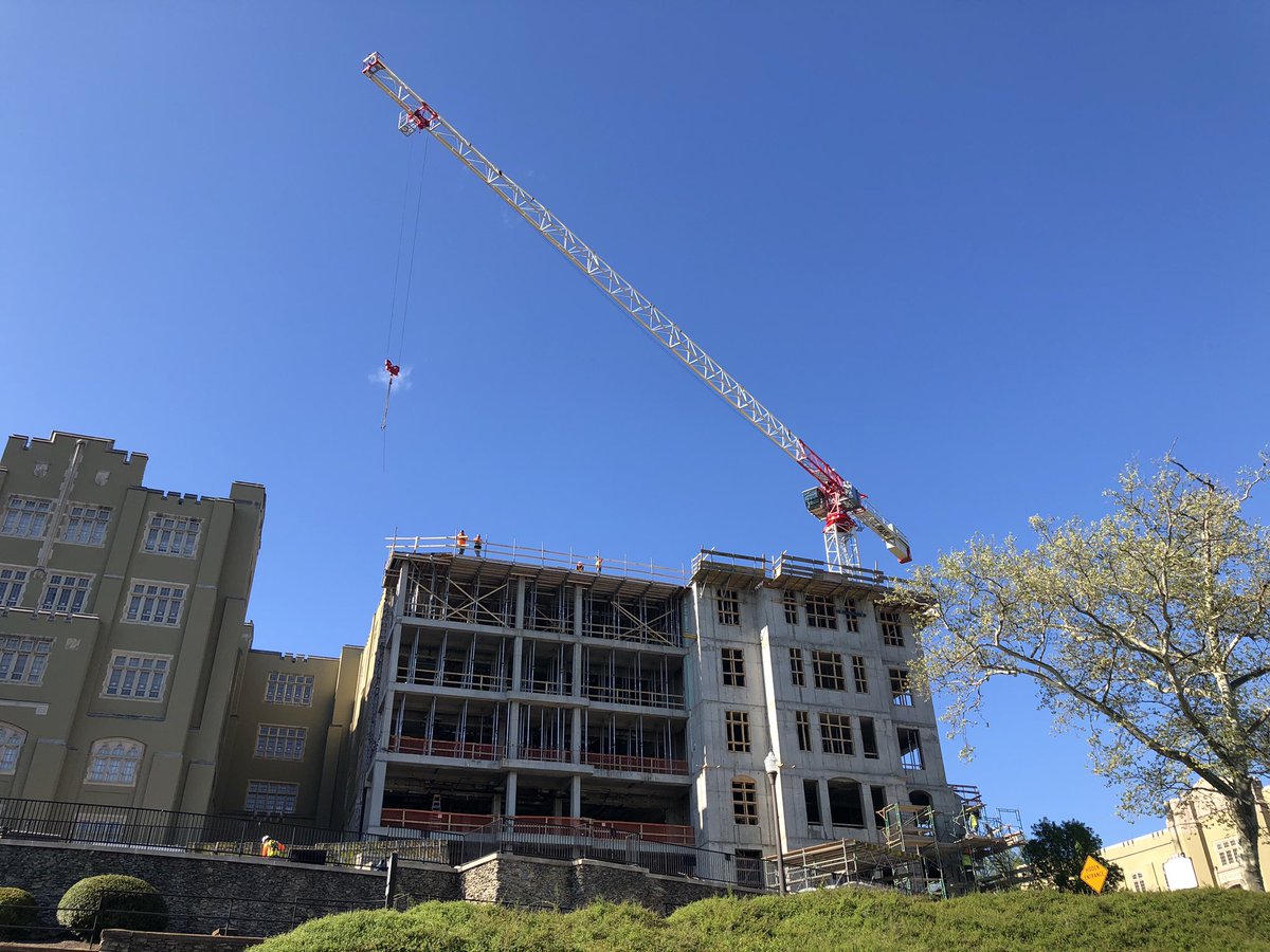 albertjvargas's tweet photo. Not a cloud in the sky. Great day to see the progress that��s been made on the renovation of Scott Ship Hall. @VMI1839 #vmi #lexva #spring https://t.co/1mYNSzB4RN