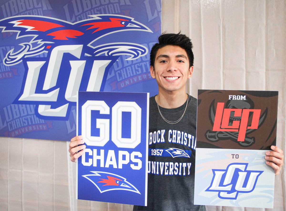 LCP_Track's tweet photo. ✒️SIGNING ANNOUNCEMENT 🖋
Our very own Haven Hernandez has signed to further his academic and athletic career with @LCUedu ! He will continue his hurdle career right here in Lubbock. We are extremely proud of him! Congrats, @HavenHernandez2 ! #PirateTrack https://t.co/Hdygvae3nw