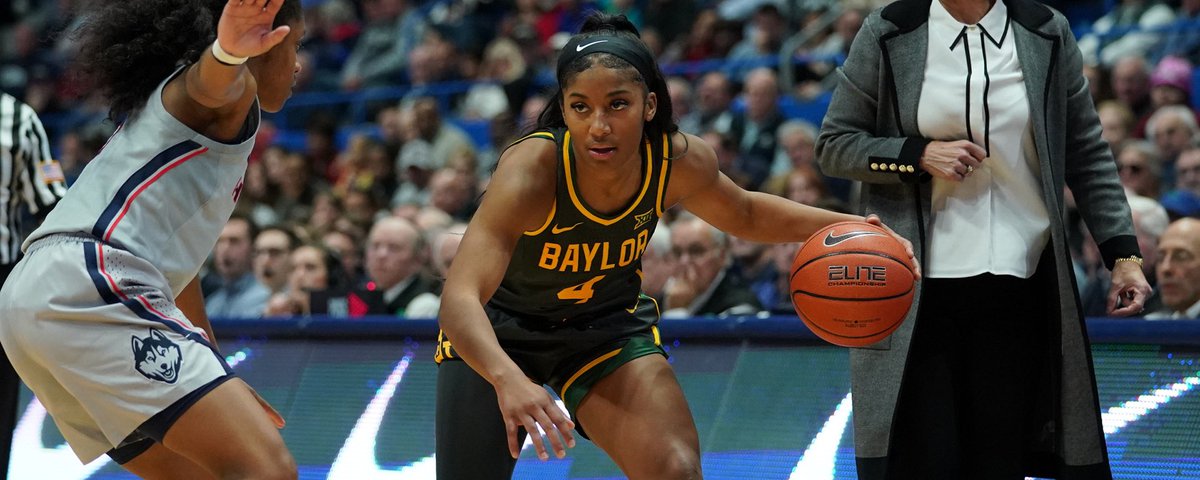 With the 18th pick in the 2020 #WNBADraft the <a href="/PhoenixMercury/">Phoenix Mercury</a> select ..

TE’A COOPER!