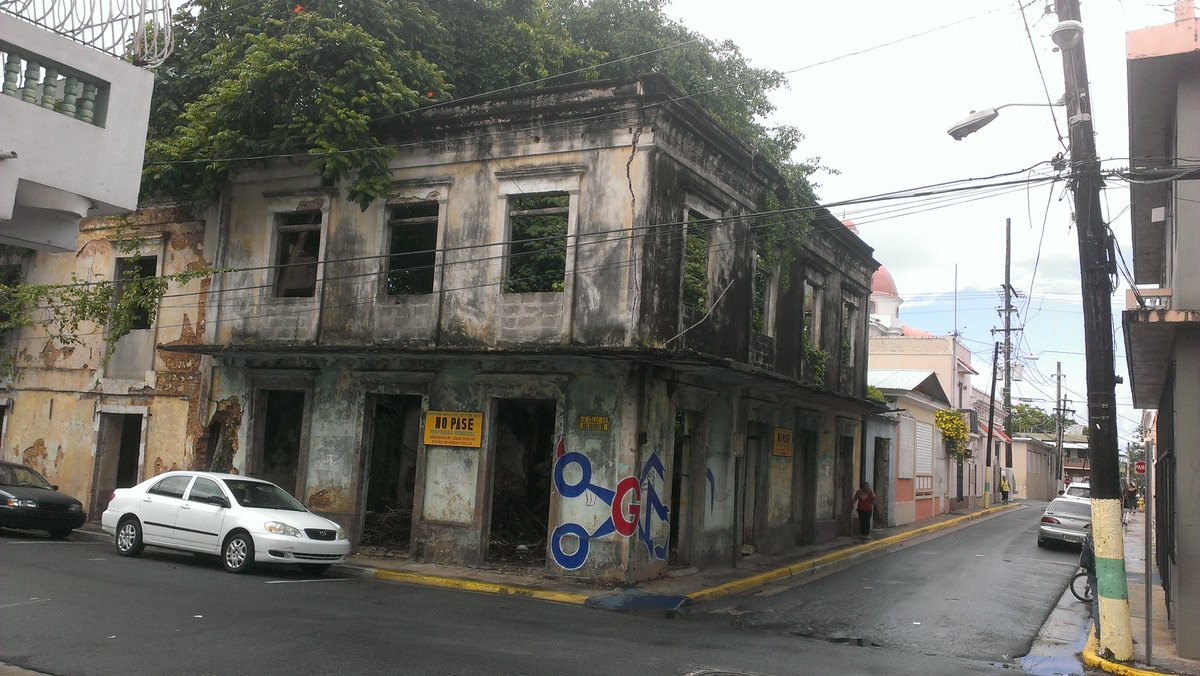 alebertran5's tweet photo. @AVBot2 @reynoso__ #fotodia333 #inf115 https://t.co/L7lIHAUwU8