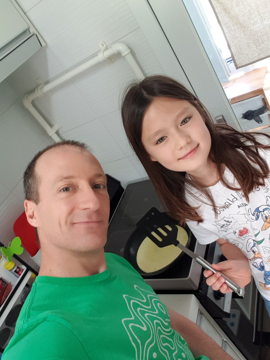 jimfrench6's tweet photo. We hope that our crepes will taste as good as @SeanDoranEdu made them look! #studentchoicesaturday https://t.co/G2QAMMfWgh