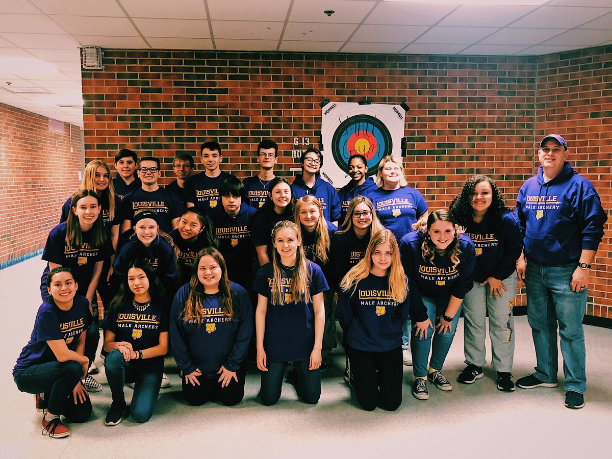 stacie_fitz23's tweet photo. Best school family and actually family family ever! #fortheH #ForTheFamilyFriday https://t.co/MjFIAn24nj