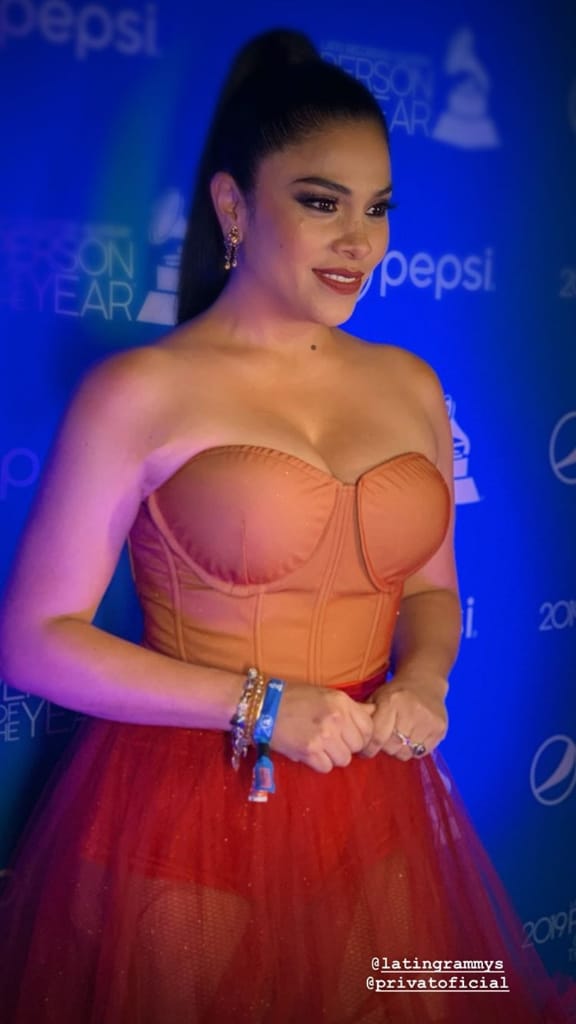 TribunaMarin_AR's tweet photo. TRIBUNA MARIN ARGENTINA
NUEVO LANZAMIENTO #MaricarmenMarin
#DejenmeSiEstoyLlorando
Hola amigos hoy a las 21:00 estreno nueva canción no se lo pierdan #DejenmeSiEstoyLlorando suscríbanse al canal de youtube #DejenmeSiEstoyLlorando #DejenmeSiEstoyLlorando https://t.co/1bDitSslCu