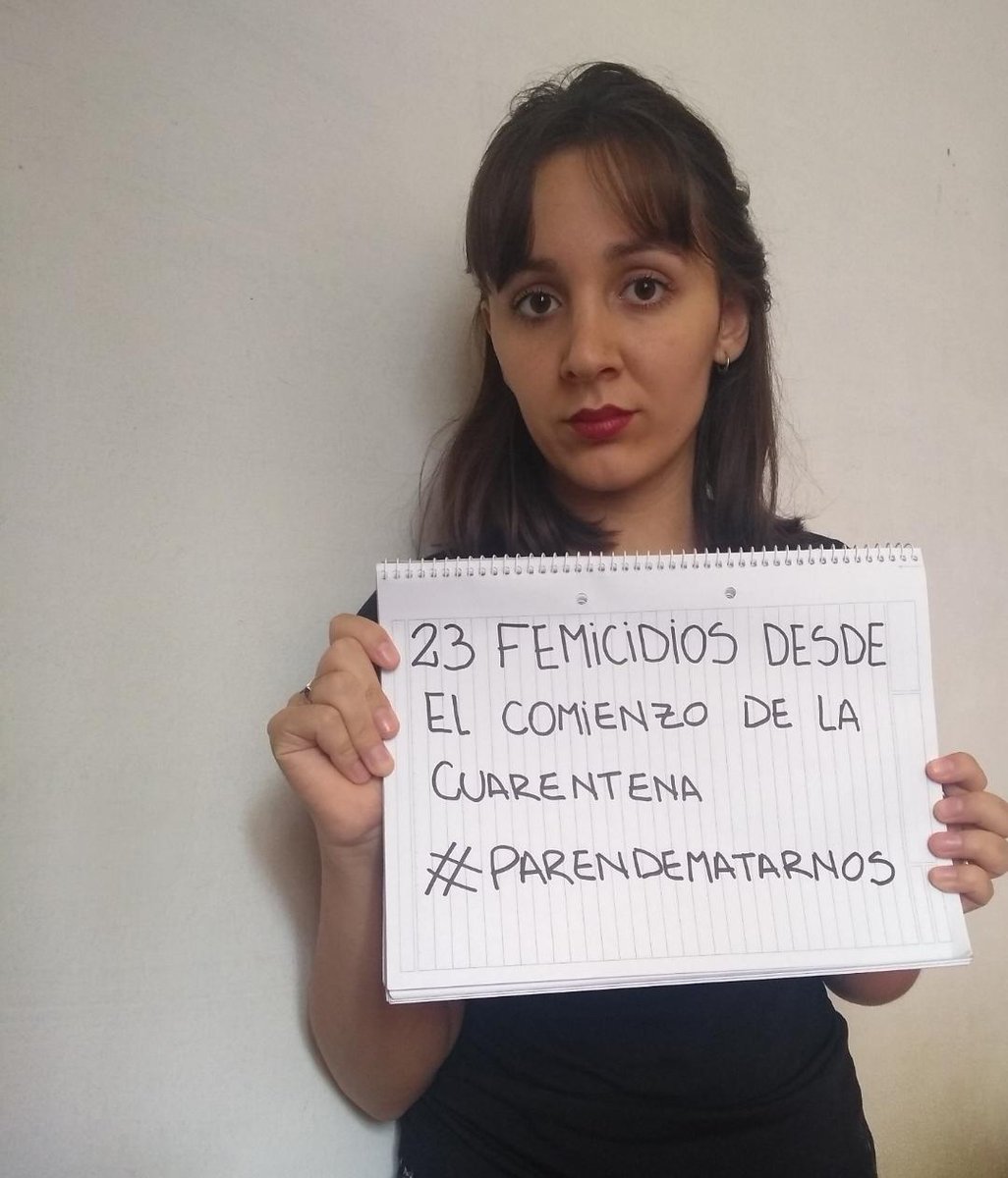 femimedunt's tweet photo. Desde que esta empezó 23 mujeres fueron víctimas de femicidio, sumando un total de 93 amigas, hermanas, madres y compañeras asesinadas a partir del 2020.
Por eso junto con las compañeras de la UNT y del colectivo Ni una menos decimos BASTA de violencia machista y femicidios. https://t.co/SQr1piqkxC