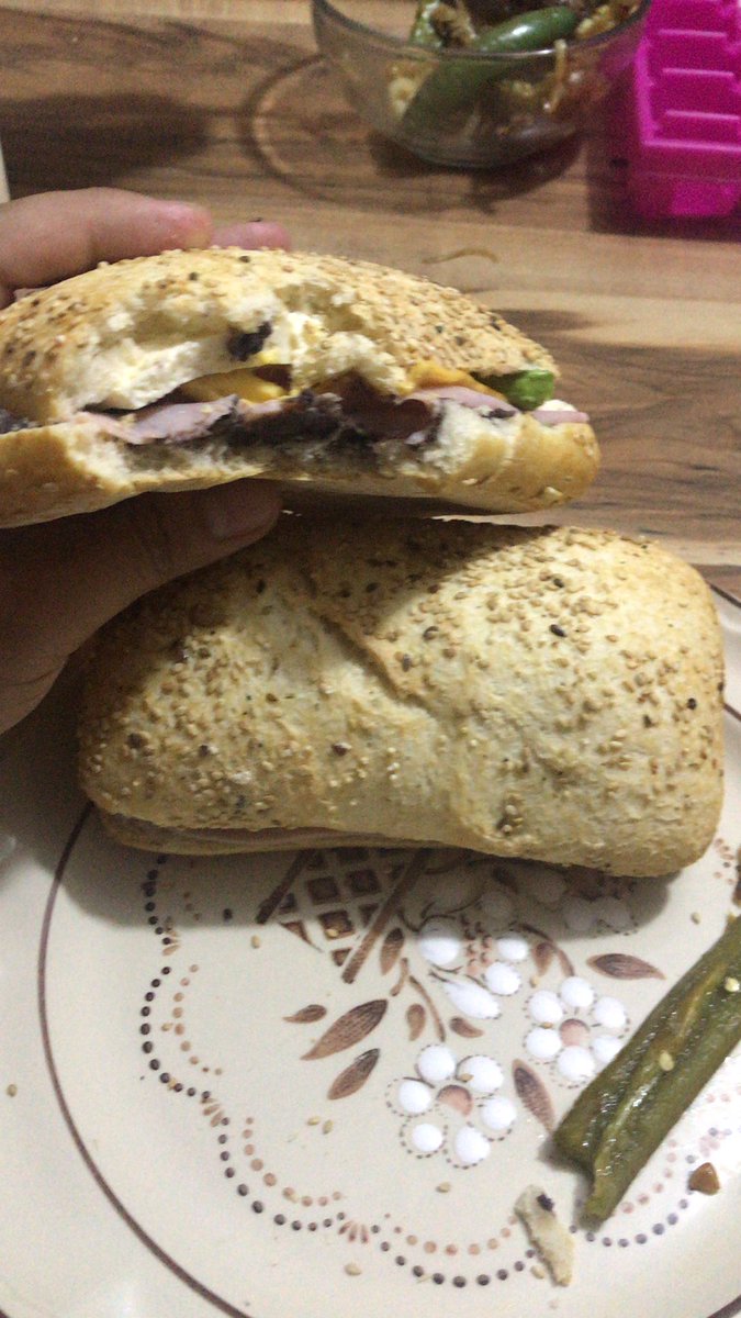 HijoPantera's tweet photo. Mexico sandwich https://t.co/LXOtY03Qf4