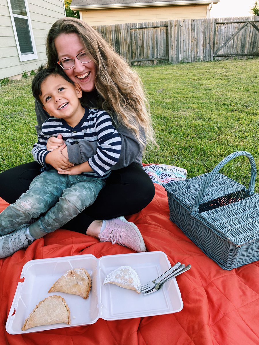 boldjoyphoto's tweet photo. I’ve been enjoying time with my roommates, seeing new life form in my backyard, spending time with my pets, and eating an insane amount of breakfast for dinner. https://t.co/wFitrbBHy8