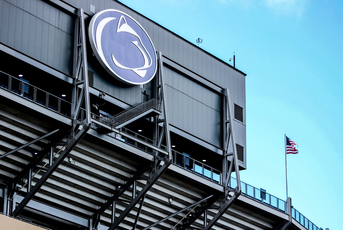 PennStateFball's tweet photo. Rise and Shine, it’s Virtual GAMEDAY! 

Don't forget your Zoom backgrounds ➡️ https://t.co/1A0MYPwYUa

📰: https://t.co/Yc1PPlBlyd 

#WeAre https://t.co/ThZLVfwZyd