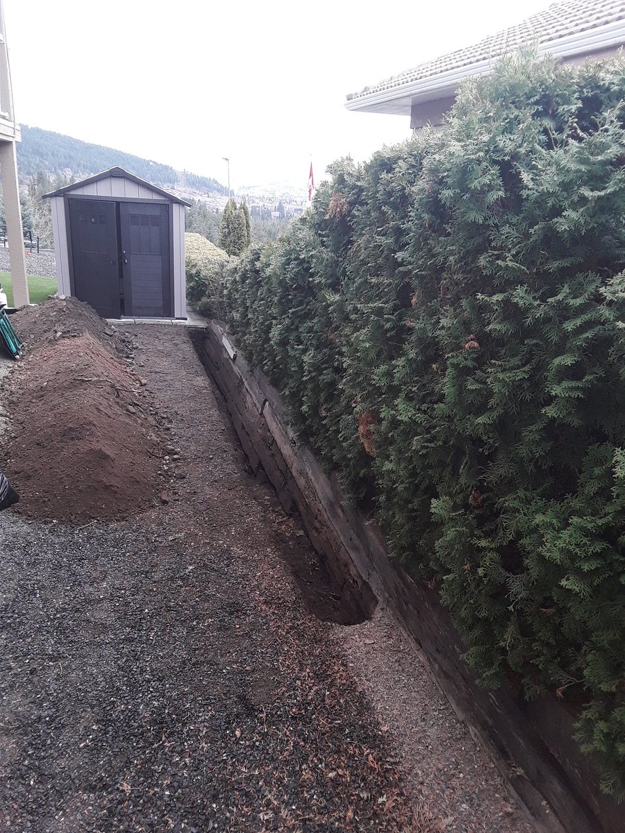 Kyle_Lysholm's tweet photo. After witnessing my parents retaining wall lean more &amp; more towards the neighbors property every year... We finally found time during this pandemic to make it right again. It'll stand tall for another 25yrs+
#fathersonproject
#bostonstrongwall https://t.co/CFNsKrS5UE
