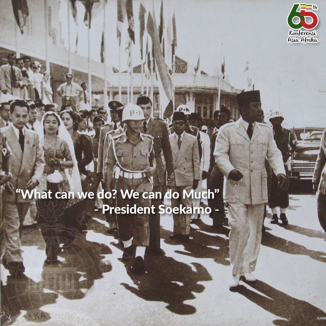 Kemlu_RI's tweet photo. 1. #SahabatKemlu, hari ini 65 tahun lalu, Indonesia jd bagian dr sejarah penting bersatunya negara2 di Asia - Afrika melalui Konferensi Asia Afrika. Sejak digulirkan pd tahun 1955, KAA telah berkontribusi besar terhadap terwujudnya kerja sama & perdamaian dunia. @AsiAfricaMuseum https://t.co/eI7N1wqmbm