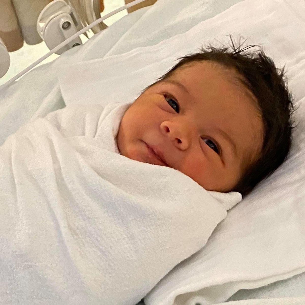 rfsthorne's tweet photo. A huge ray of sunshine in these otherwise dark days.  My heart is full as we welcome our first grandchild, Callie June Thorne. #proudpoppy #worththewait https://t.co/jB3v2zrf1N