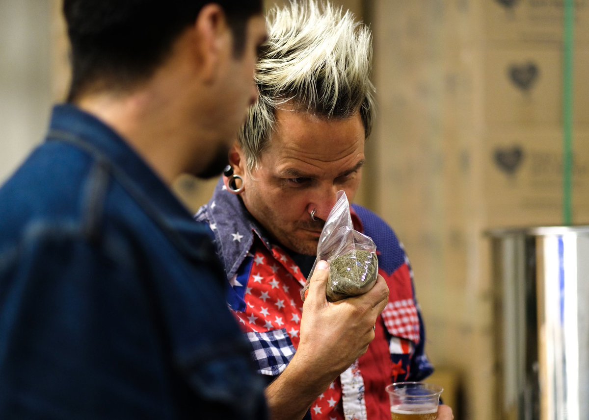 housekombucha's tweet photo. Yup, we’ve got an herb for that! #housekombucha🌿 #happyherbalist day! 😋 https://t.co/s9JpvQB87J