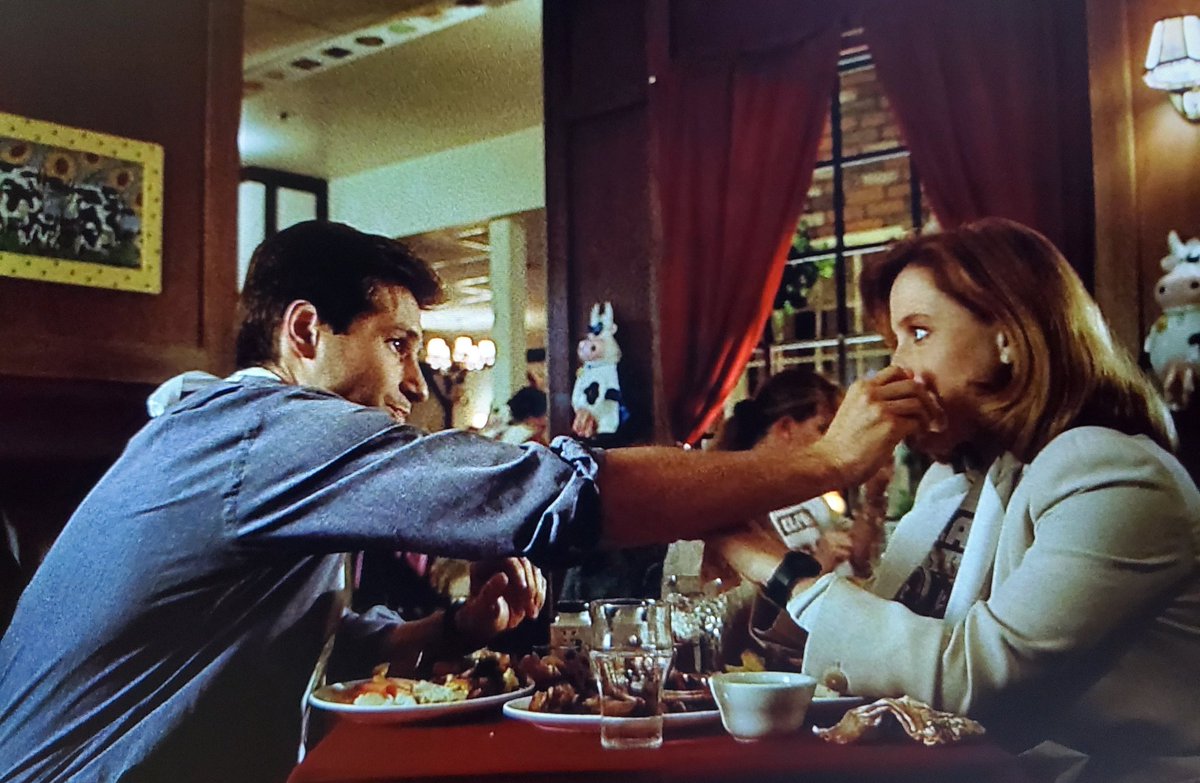 CatherineGlins2's tweet photo. If Scully's got BBQ sauce on her face, Mulder's gonna wipe it off, even if it's not in the script. #RedMuseum #XCastQuarantine https://t.co/3PxNFCiKDy