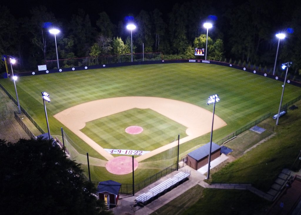 bowdon_baseball's tweet photo. Seniors, we lit it up for you tonight! https://t.co/BBWhlCNIGf