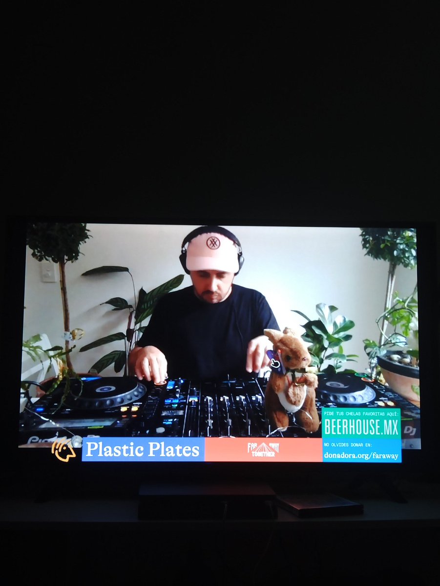 Jhow and It's CompletelyDifferentbutAlsoStill Jhow tweet media