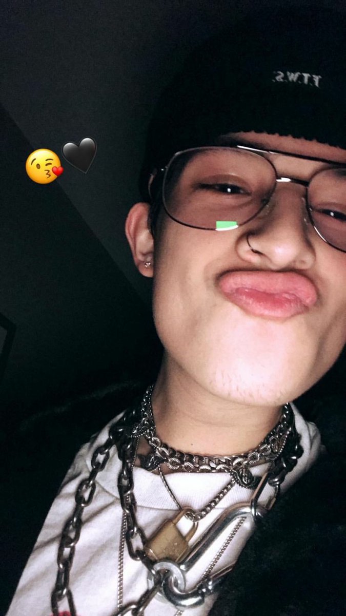 𝑩𝒓𝒂𝒏𝒅𝒐𝒏 𝑨𝒓𝒓𝒆𝒂𝒈𝒂 𝒊𝒔 𝒂 𝒑𝒓𝒊𝒏𝒄𝒆𝒔𝒔: 𝒂 𝒕𝒉𝒓𝒆𝒂𝒅☆  @brandon_arreaga ☆