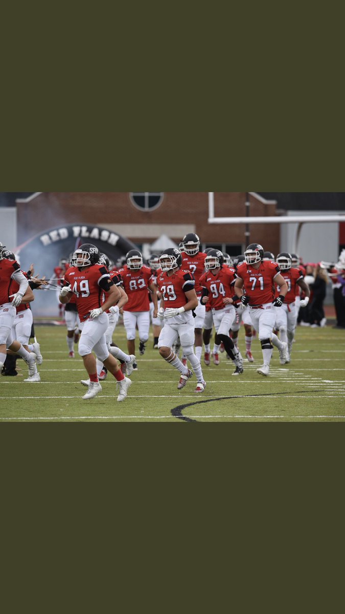 AndrewYanoshak's tweet photo. Blessed to say that I had a great phone call with @Coach_BNealSFU and received my first D1 offer from Saint Franchise University! @RedFlashFB https://t.co/ulHD6pT63H