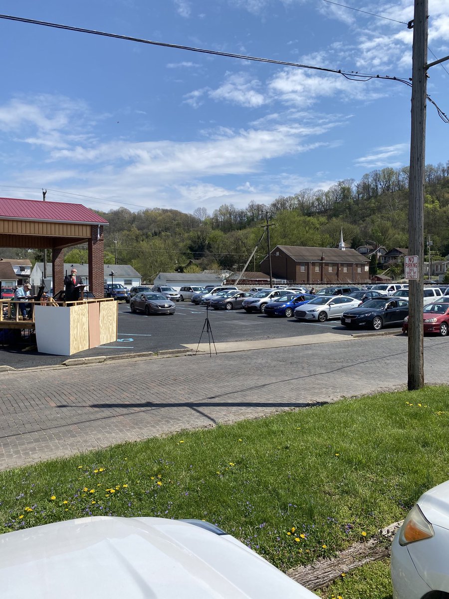 EdwinStephenHa2's tweet photo. This Sunday Apostolic Life Cathedral will be back on the church Parking lot at 350 Staunton Street Huntington for drive-in church. Camp Meeting on the Parking Lot @ 2pm https://t.co/ZJOy2U9yXt