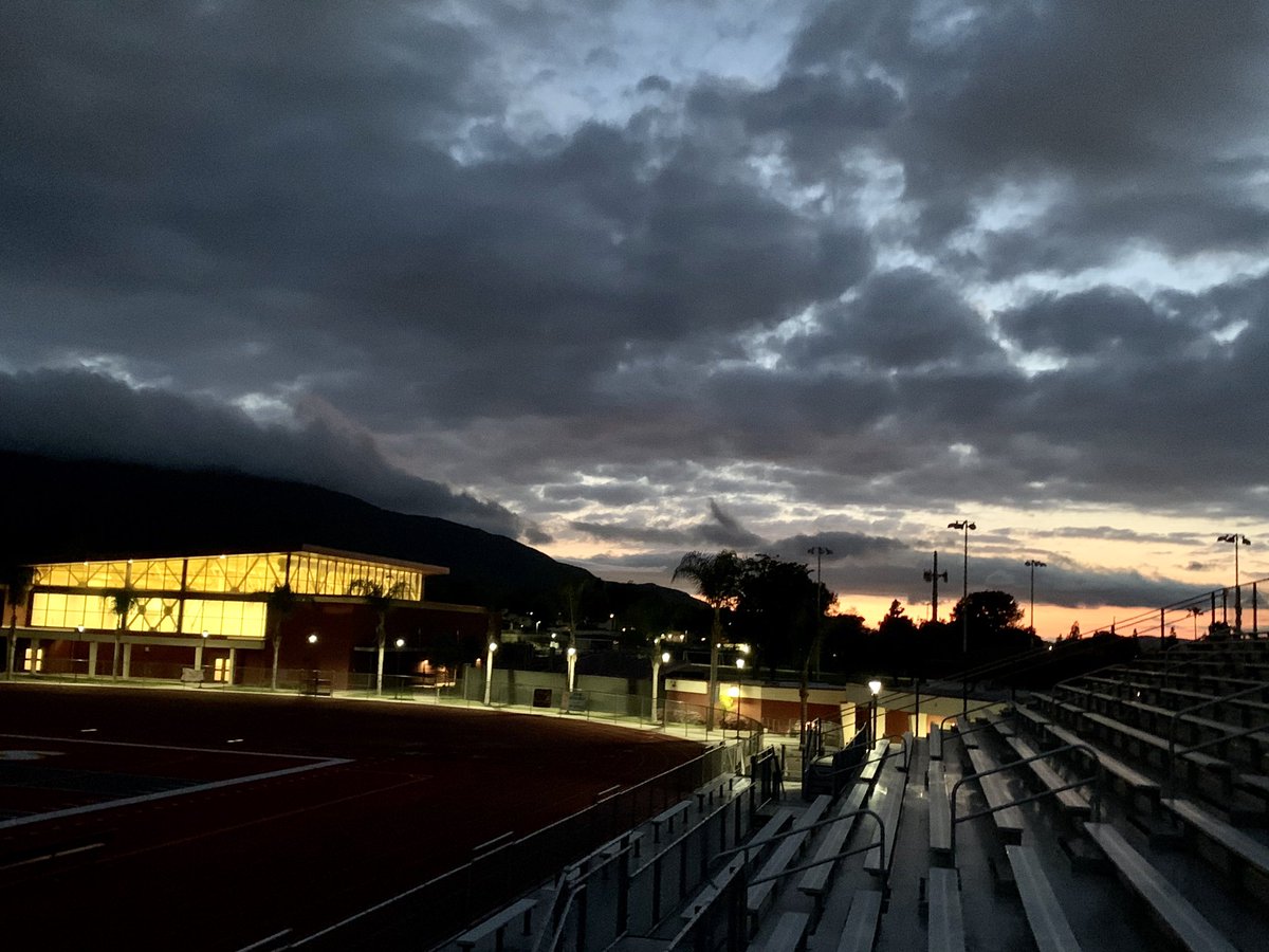 coronahigh's tweet photo. Such a beautiful sunset over our school!!!
#theCHS
#RAWR
#PantherNation https://t.co/h4V97EzAy2