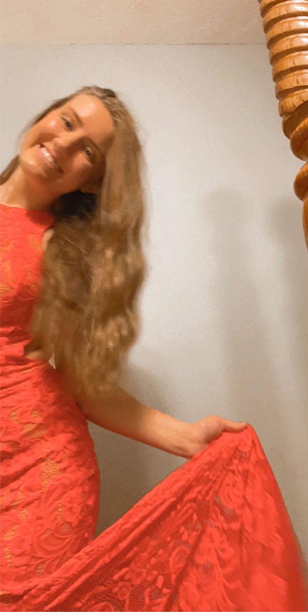 When you and your friends miss dressing up so everyone puts on their prom dress😍❤️ <a href="/PiPhiMOGamma/">Pi Beta Phi Mo Gamma</a>