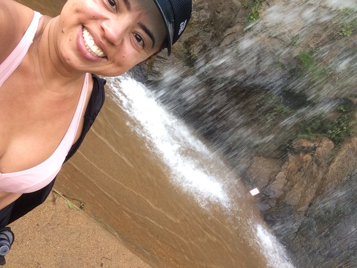 SiYesOne's tweet photo. A vida é o presente ! #corrida #trilha #sabauna https://t.co/NsLaapwZkk
