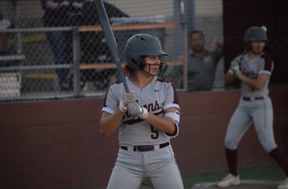 reba lynn ☽ tweet media