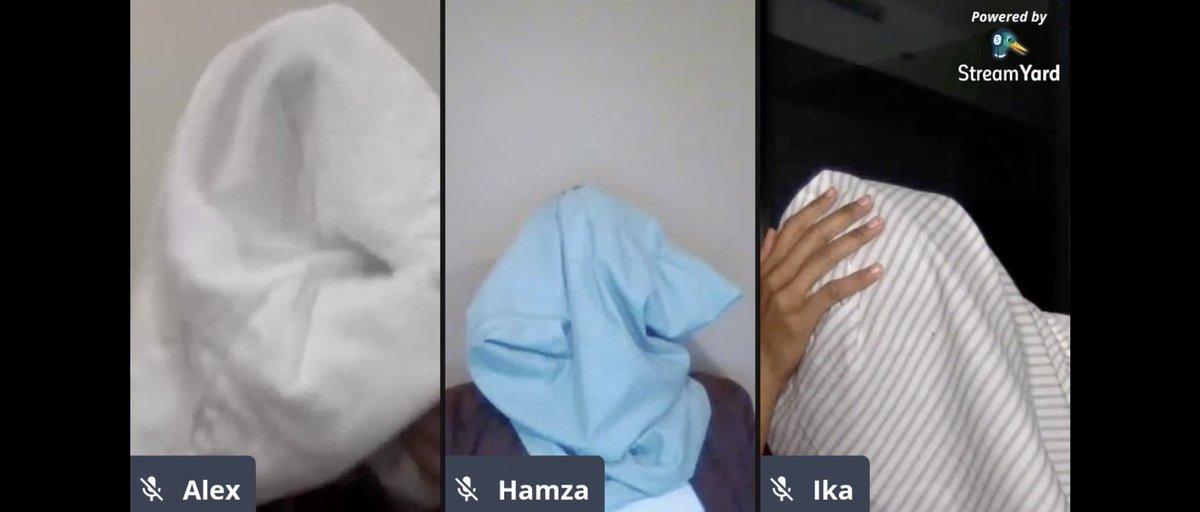 realityreacts's tweet photo. My sister: "Hang out with me!!" #Sequester 

Me (looking at my screen): "I can't, I'm very busy"

My screen: https://t.co/npCWzIFhS9