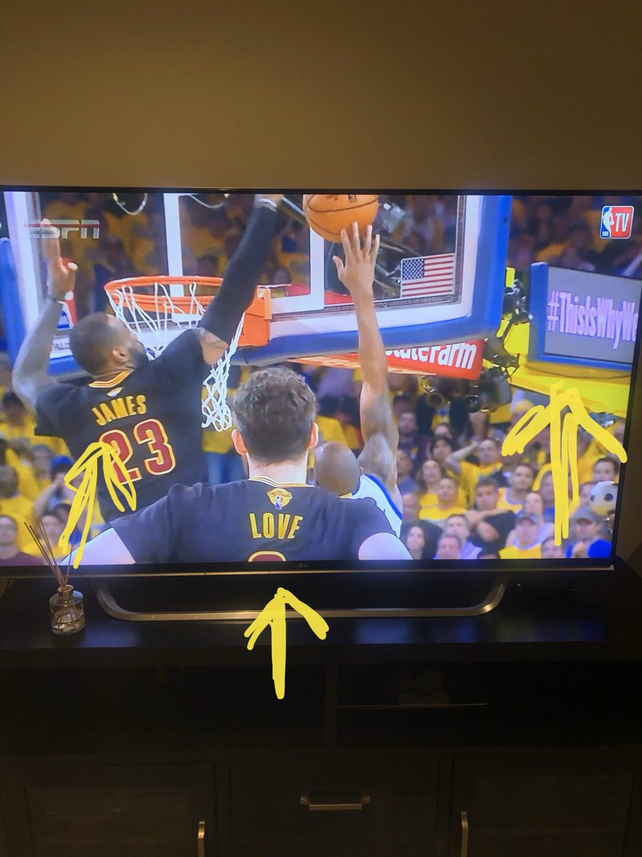 barhayiga's tweet photo. @KingJames#ThisIsWhyWeLoveJames https://t.co/qlN3gMUXWc
