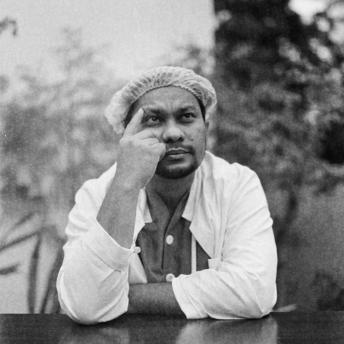 Motoin dokter pake analog tuh nagih. Sering2 yak bree <a href="/dr_tompi/">dr tompi spBP</a>