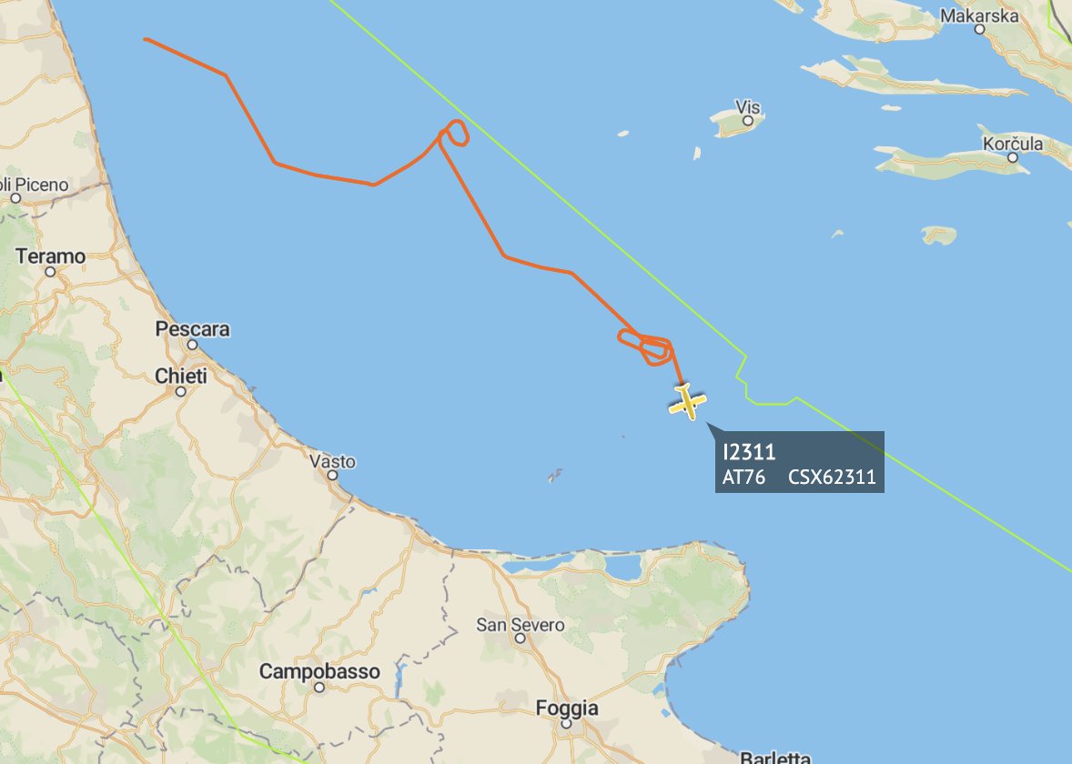 ItaSouthRadar's tweet photo. Un ATR 72-600 della Guardia di Finanza (#I2311 #CSX62311) sta effettuando quest'oggi una missione di pattugliamento del Mar Adriatico tra Ancona e Gargano.
https://t.co/yR25RX1bK0 https://t.co/kVSj5IAeYs