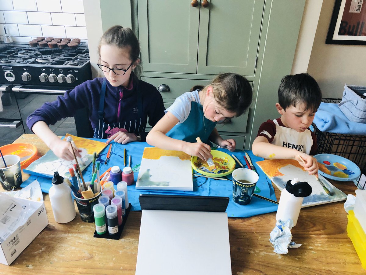 thebearthebee's tweet photo. Spending the afternoon painting sunflowers inspired by Van Gogh  @BishopEton https://t.co/gdS51jpyj4