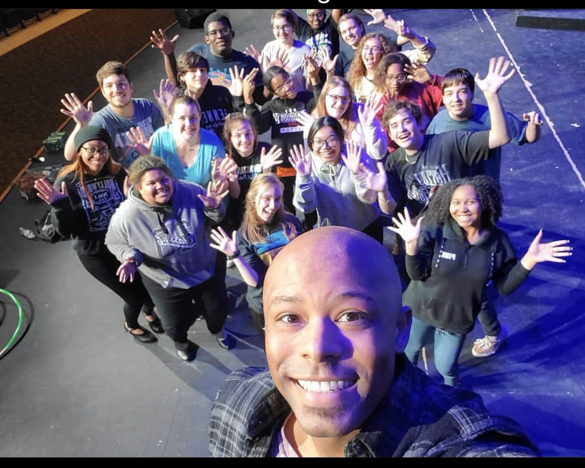 ReedOmarion's tweet photo. I would just like to thank @khs_headliners for always being there for me I love y’all and even though we don’t get to compete anymore we did great on that stage with our first place win at district love y’all so muchin my heart forever @urkhsprincipal @KennedaleISD https://t.co/QiN0DdNmB8