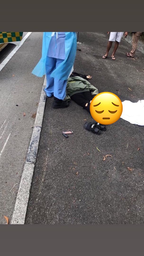 nrlsdh's tweet photo. Bismillah. Assalamualaikum guys, nak mintak tolong retweet post ni boleh tak? Kes ni perlukan saksi😞😔dah 2 minggu takdapat kenal pasti saksi. Mohon kerjasama semua . Mangsa meninggal di tempat kejadian.Kalau tak boleh tolong takpe atleast tolong rt kan 😟 https://t.co/xe5rGxskui