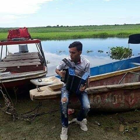 LAMC_284's tweet photo. Tan original 🎶🎵🎼🎧🎤 #Barranquilla #Vallenato https://t.co/lxJ0Nplh8W