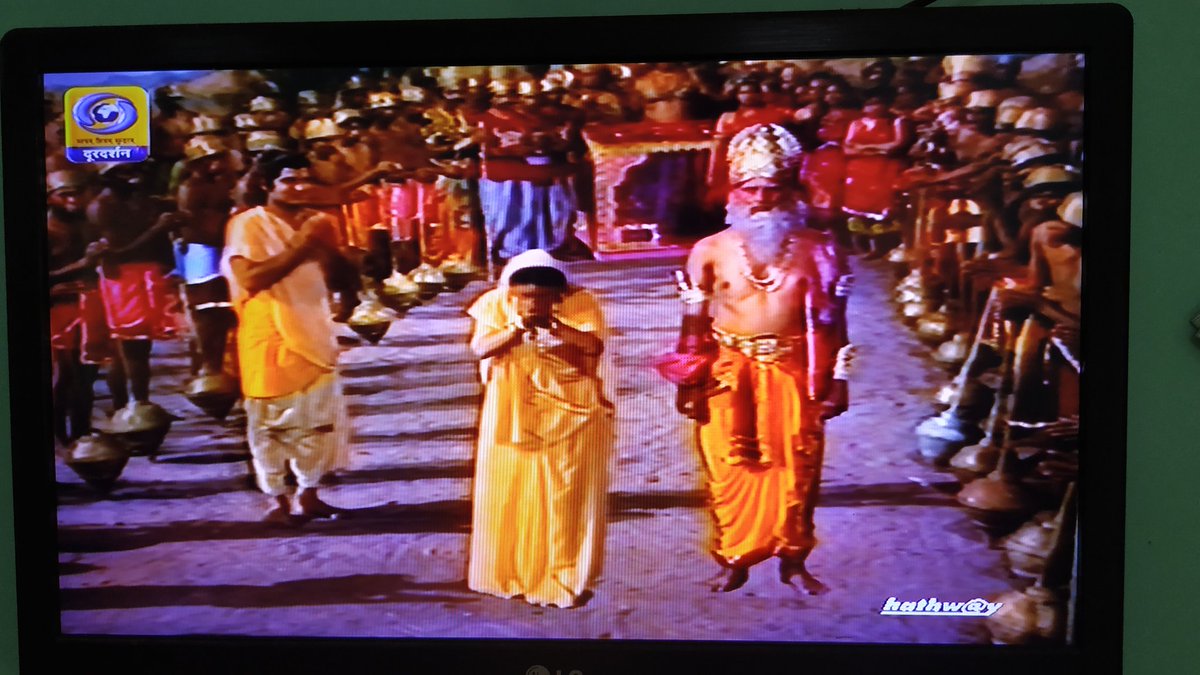 TheAMANPANDIT's tweet photo. Thanks @DDNational 
Bcz of your telecast of #Ramayana the today's Generation came to know abt the Real Truth behind #AgniPariksha of Mata #sita
From Many decades People thought wrong message about Ramayan &amp; Agni Parikhsha of Mata Sita.
some evils have intentionally did this. https://t.co/S66nkQU6Il