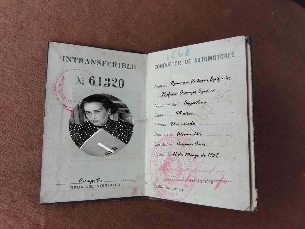 ocampoviccc's tweet photo. ¡Estoy súper feliz y orgullosa! 
Conseguí mi primer licencia de conducir (primera mujer en Argentina). 
¡Siempre se puede! ¡Vamos por más! 🤩 https://t.co/g5Ko5yMuMe