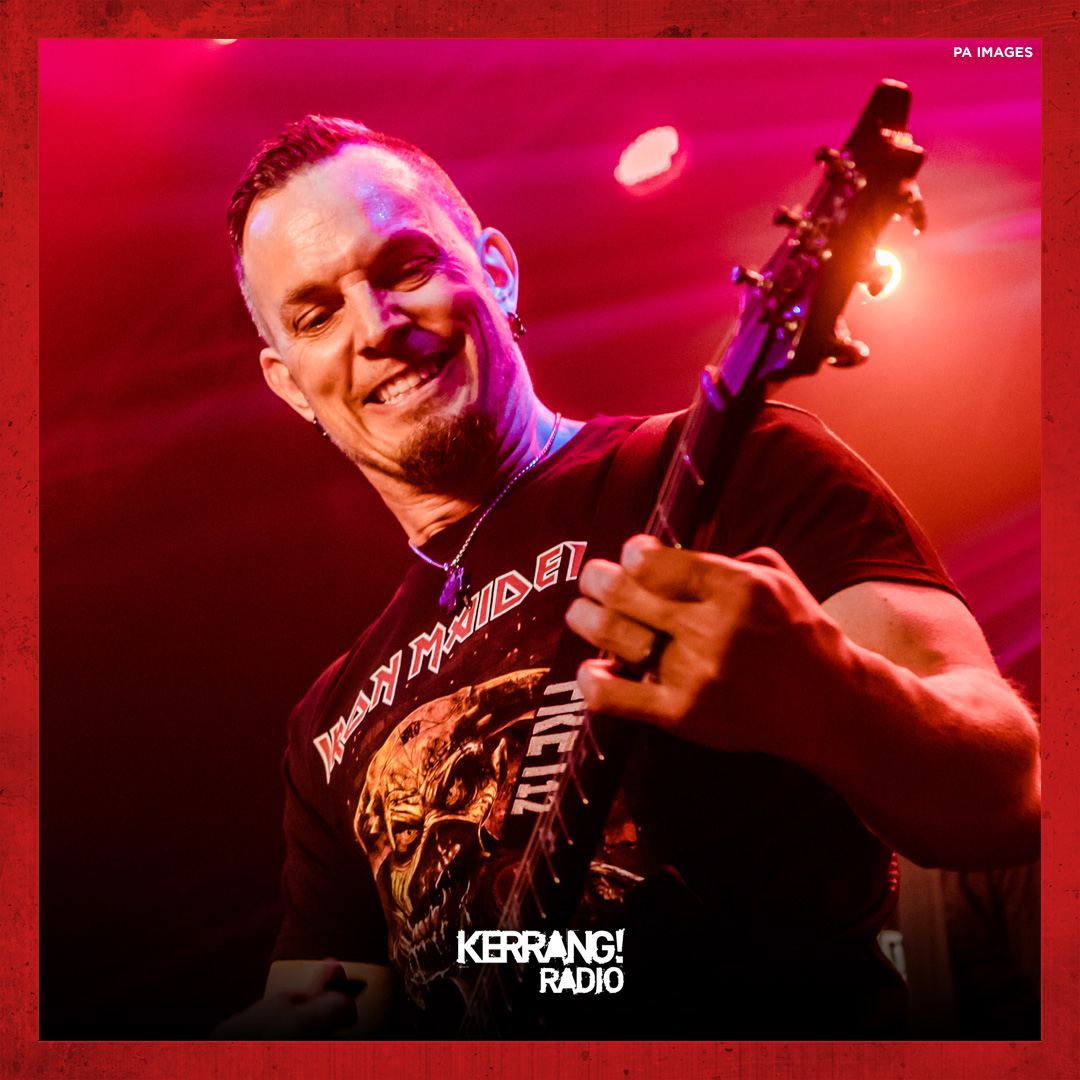 Many happy returns to Mark Tremonti, it\s his birthday today! 