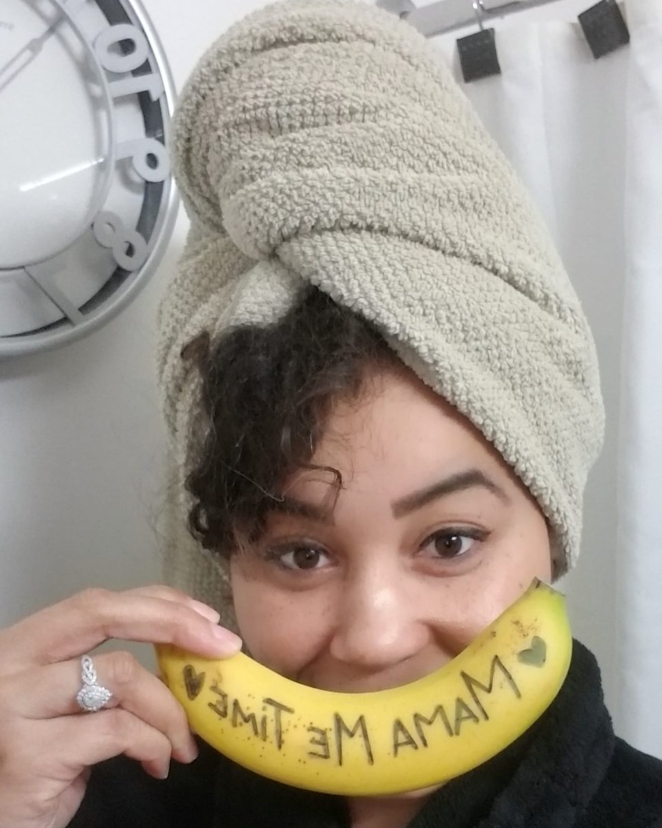 feethemommy's tweet photo. #ad I've teamed up with @mom_select
@dolepics to celebrate #nationalbananaday on 4/15 
 "What is the silver lining to having to stay home?" My #silverlining "mama me time" Spread joy, post your own #SilverLiningSelfies tag @dolepics
#brandssupportingmoms #dolepics #bananasmiles https://t.co/xfPm6gzGWw