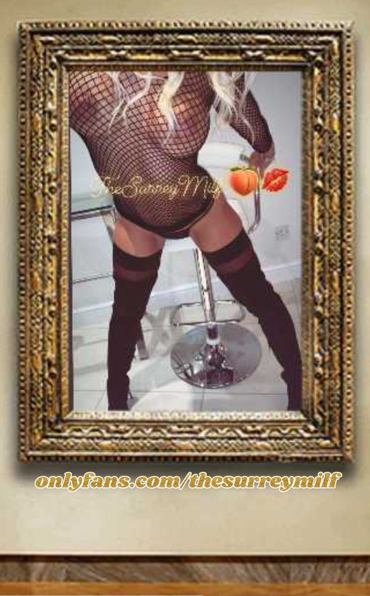 MilfMasterpiece's tweet photo. @TheSurreyMilf  enriches our lives every day with her charming wit, gorgeous body and being the sexiest woman alive

Your Frame and Fortune awaits
👇👇👇
❤❤❤ https://t.co/lku0dK5KLm ❤❤❤

#SexySurreySaturday
#MilfMasterpiece
#HallofFramer https://t.co/lNNZpbQlBg