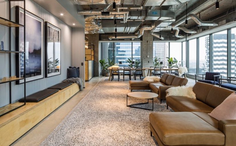spaceandcoaus's tweet photo. We wouldn’t usually like to spend a Saturday in the office but when it looks like this, who wouldn’t! 👏🏽 

#flexibleworking #design #architecture #Melbourne #coworking https://t.co/2GKZ5JDNJt