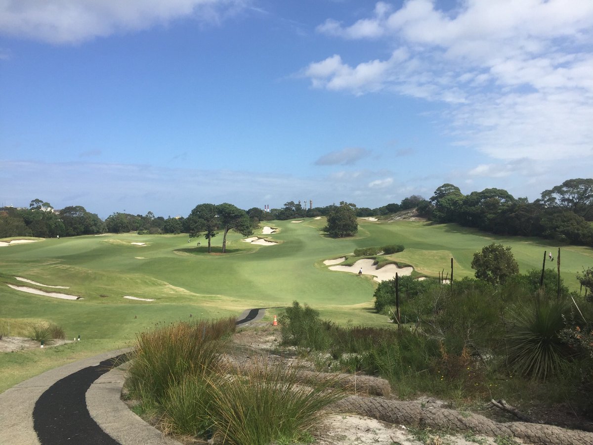 TimWaey's tweet image. It’s been a little bit. But here’s some shots of the workplace.